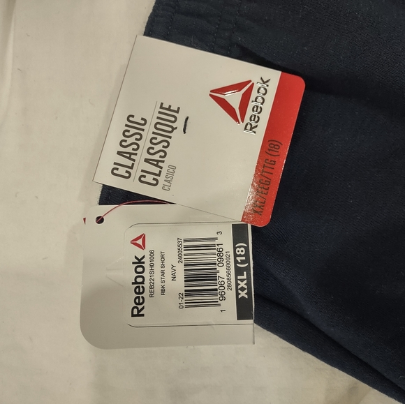 Reebok Shorts - Picture 3 of 3
